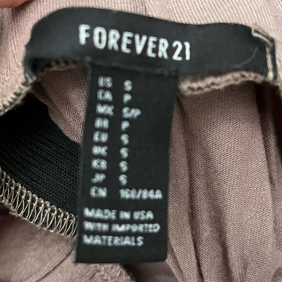 EUC Tan Form Fitting Skirt with Side Slit - Picture 6 of 6